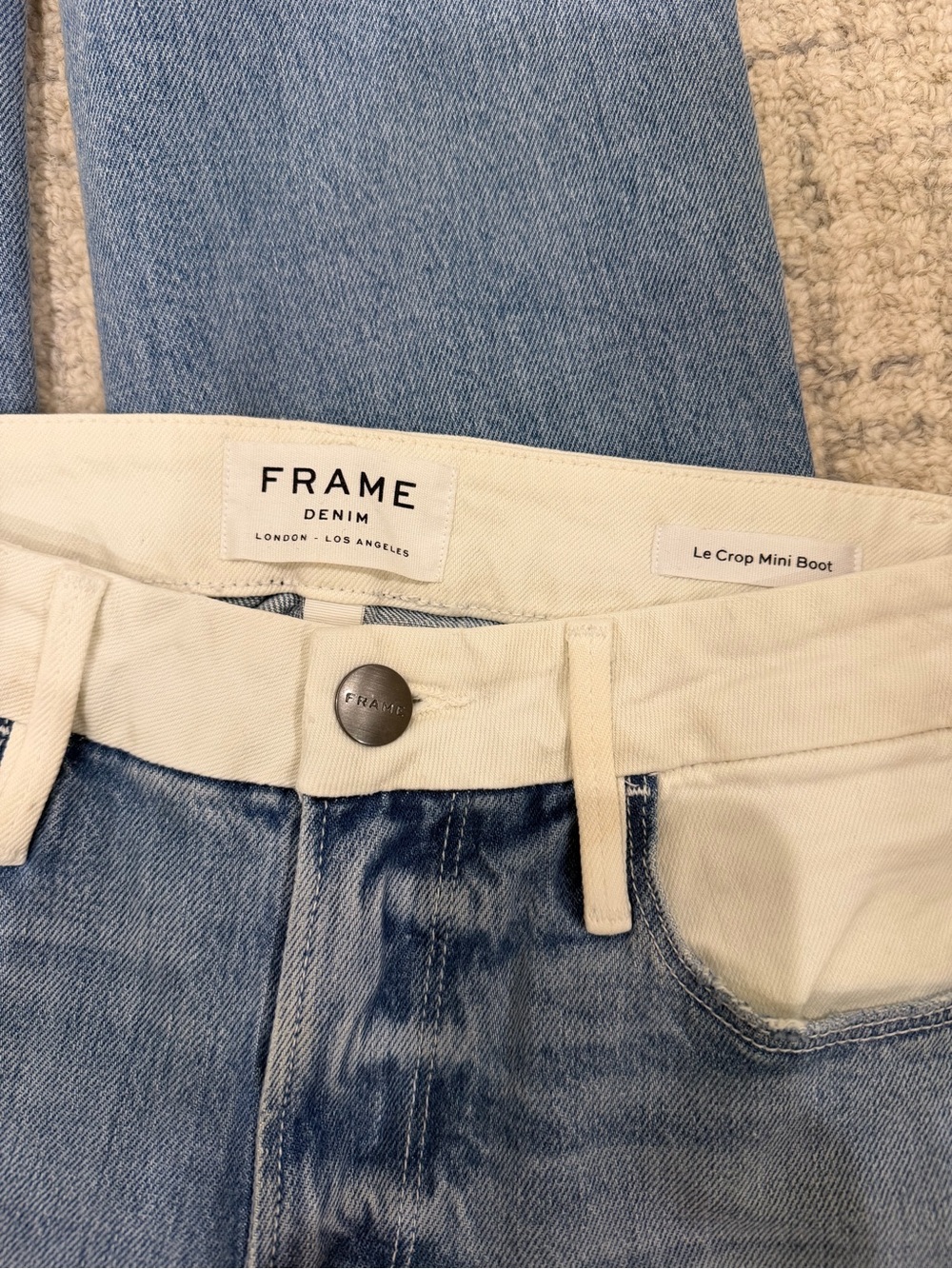 Frame Le Color-block Cropped Mini Boot
Jeans - Picture 6 of 7